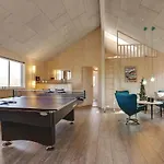 Hébergement de vacances Stunning Home In Bogense With Sauna